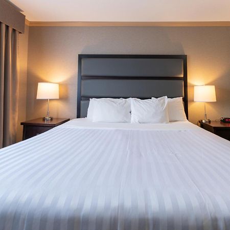 Prestige Radium Hot Springs Resort, Worldhotels Crafted Экстерьер фото
